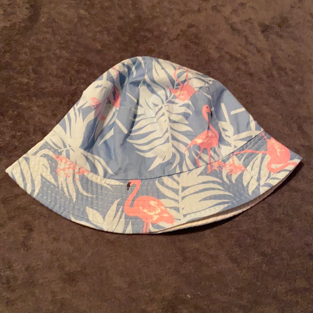 COPY - Flamingo and leaf print bucket hat